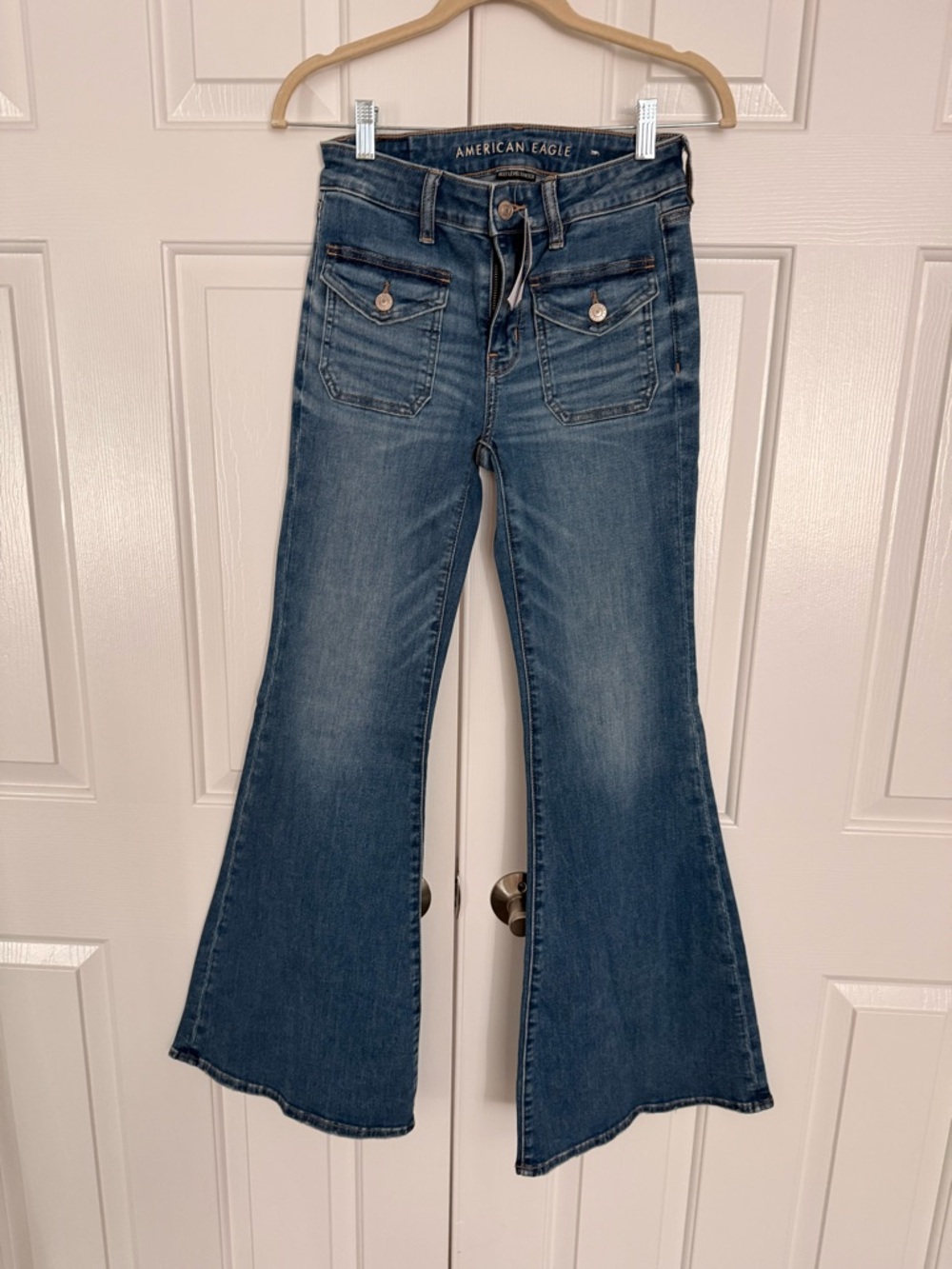 American Eagle Outfitters Medium Blue Flare Jeans